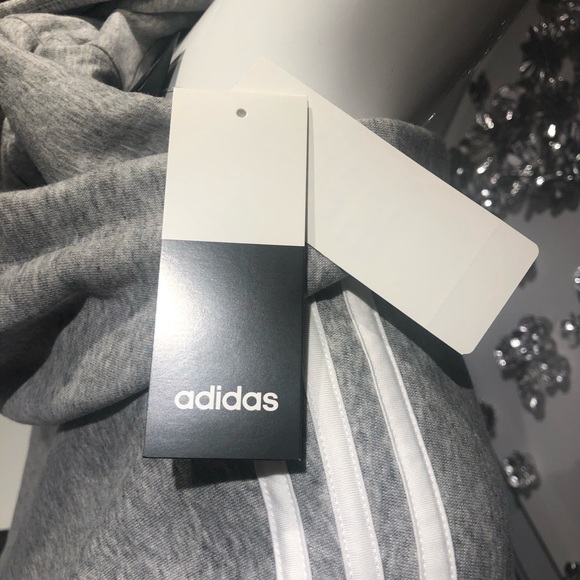 Grey Adidas Sweatshirt NWT - Picture 7 of 8